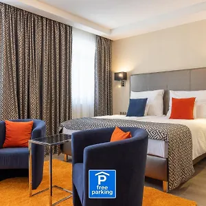 3* Hotel Silver Crown & Residence, Palace Quarter